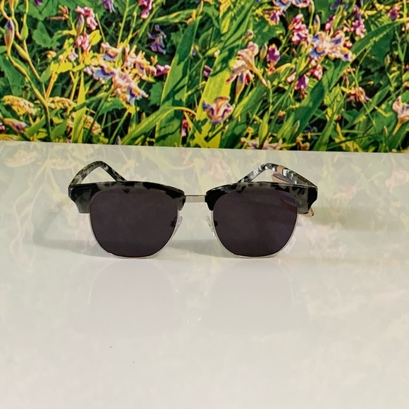 Madewell Lawson sunglasses main image 14